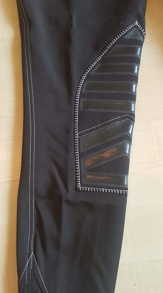 Rajtky USG Lara černé grip kolena vel. 32